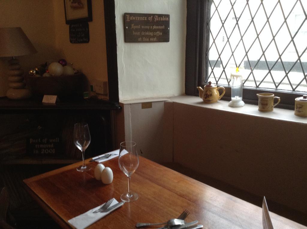 Anglebury House Hotel Wareham Buitenkant foto